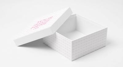 Square Gift Box PSD Mockup with Open Lid